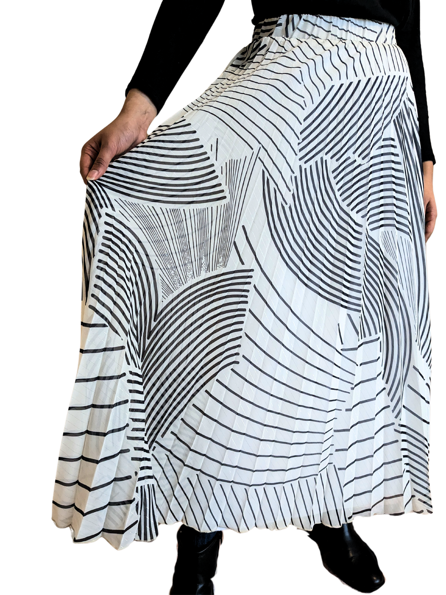 Black and white pleated skirt with silver shimmer