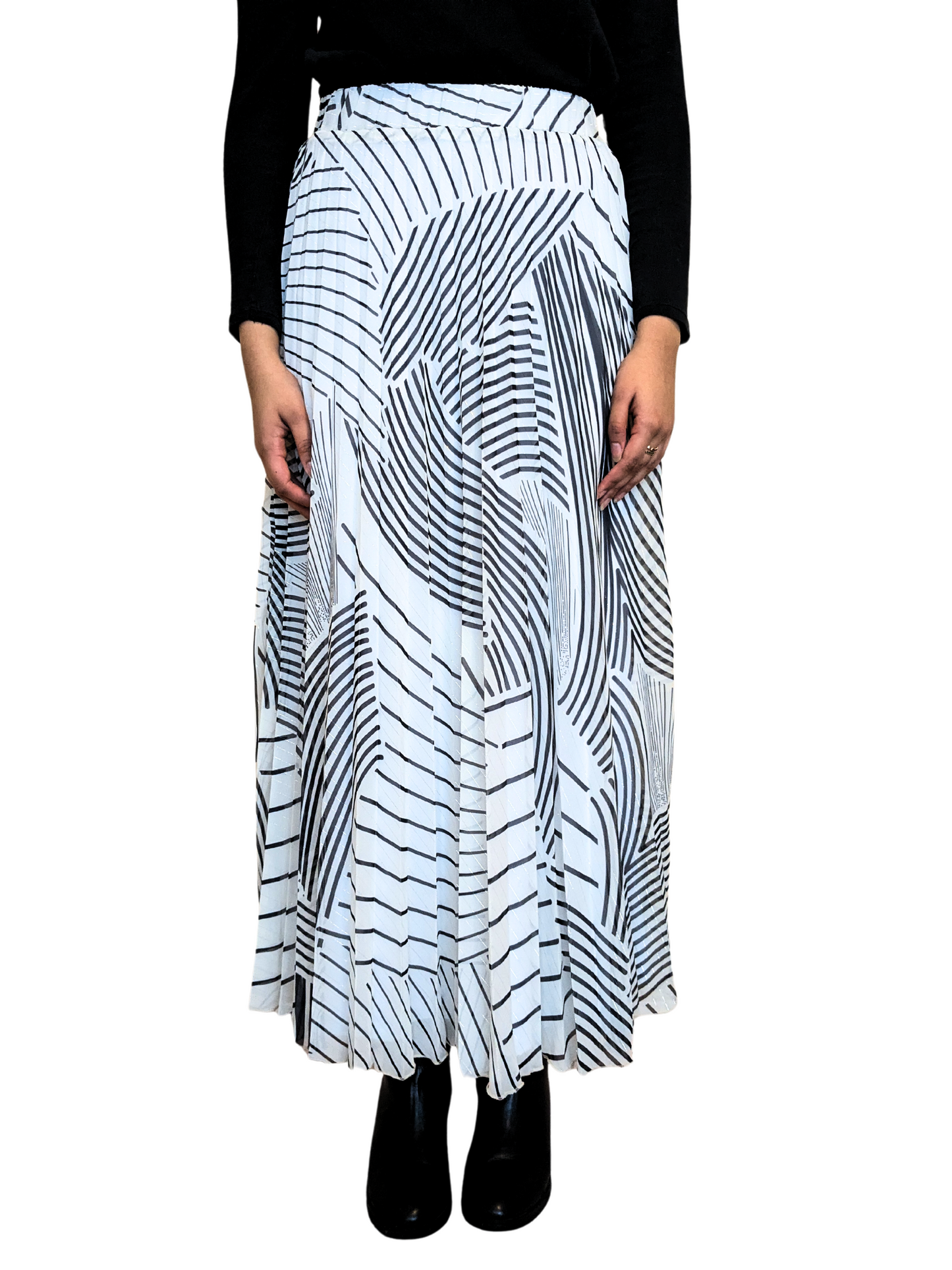 Black and white pleated skirt with silver shimmer